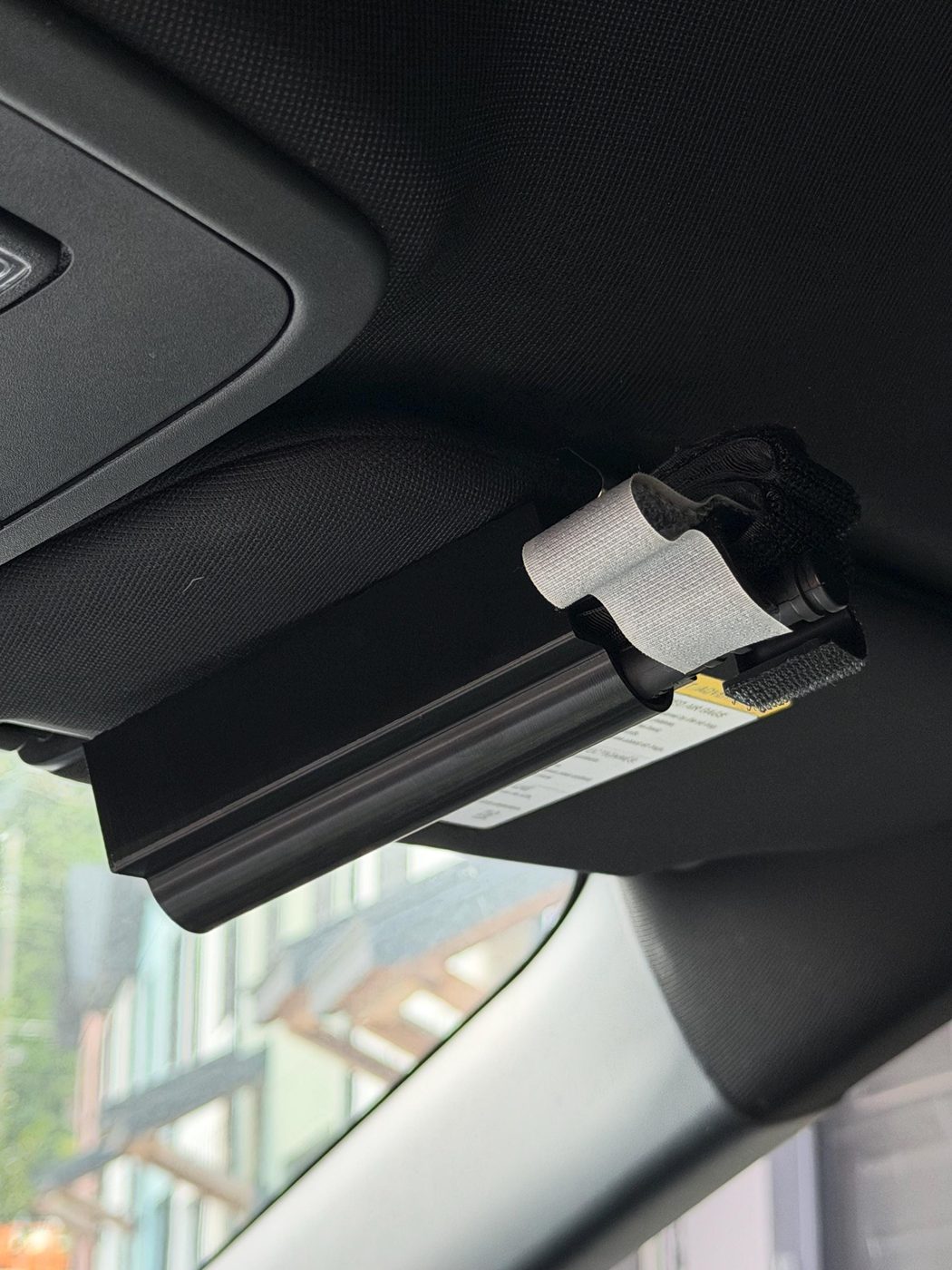 Vehicle Tourniquet Visor Mount | Quick Access CAT Tourniquet Holder | 3D Printed Emergency Medical Mount | Police, EMS & Firefighter Gear